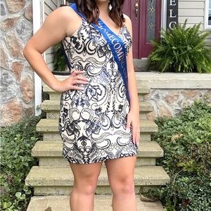 Homecoming dress.  Worn once. Good condition.